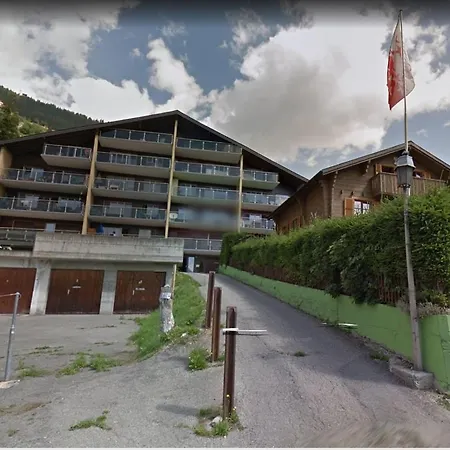 Апартаменты Floralpina Fl1 *